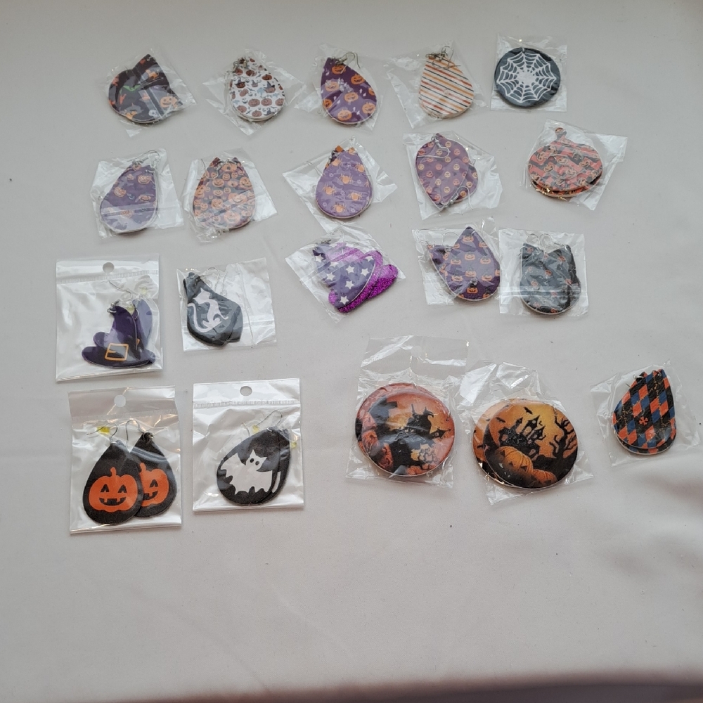 Spooky Halloween Earring Collection Set Of (20)